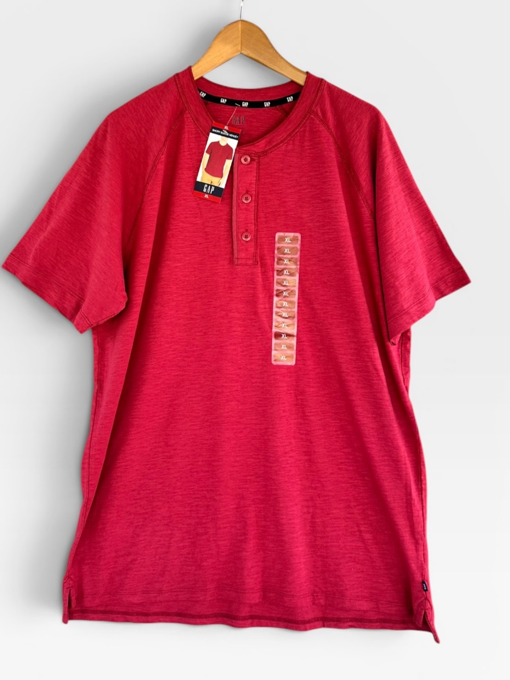 🎉5 for $45🎉  NWT Gap tshirt shirt man size XL